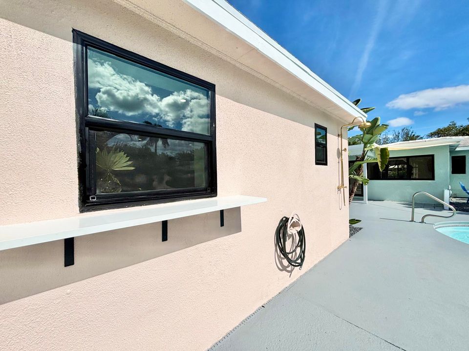 En Venta: $789,000 (3 camas, 2 baños, 1604 Pies cuadrados)