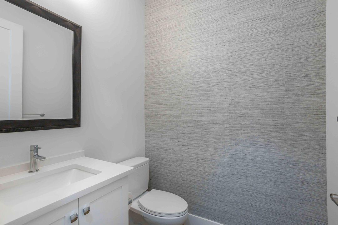 For Rent: $19,000 (5 beds, 6 baths, 4953 Square Feet)