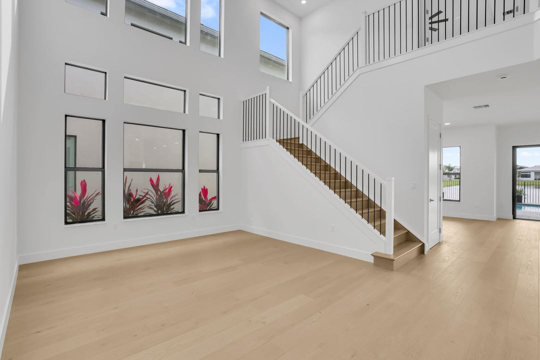 For Rent: $19,000 (5 beds, 6 baths, 4953 Square Feet)