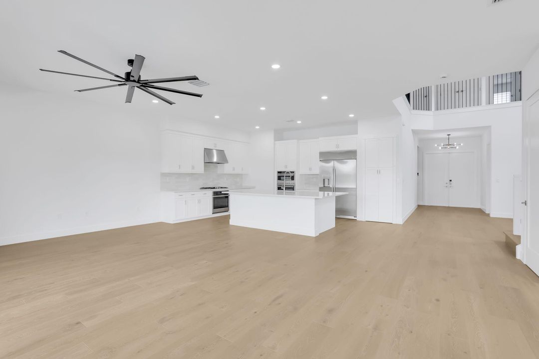 For Rent: $19,000 (5 beds, 6 baths, 4953 Square Feet)