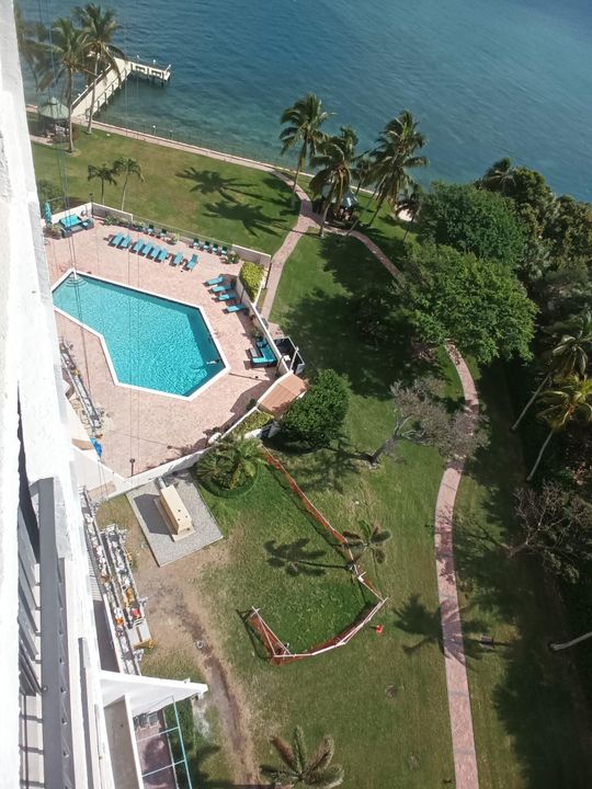 En Venta: $329,999 (2 camas, 2 baños, 1250 Pies cuadrados)