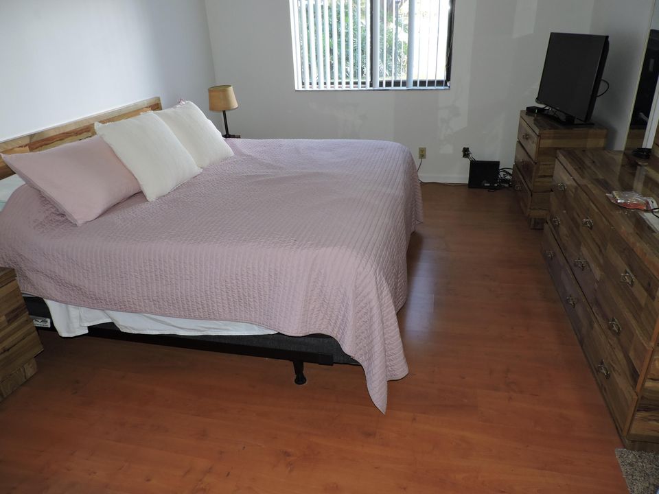 En Renta: $2,100 (2 camas, 2 baños, 1000 Pies cuadrados)