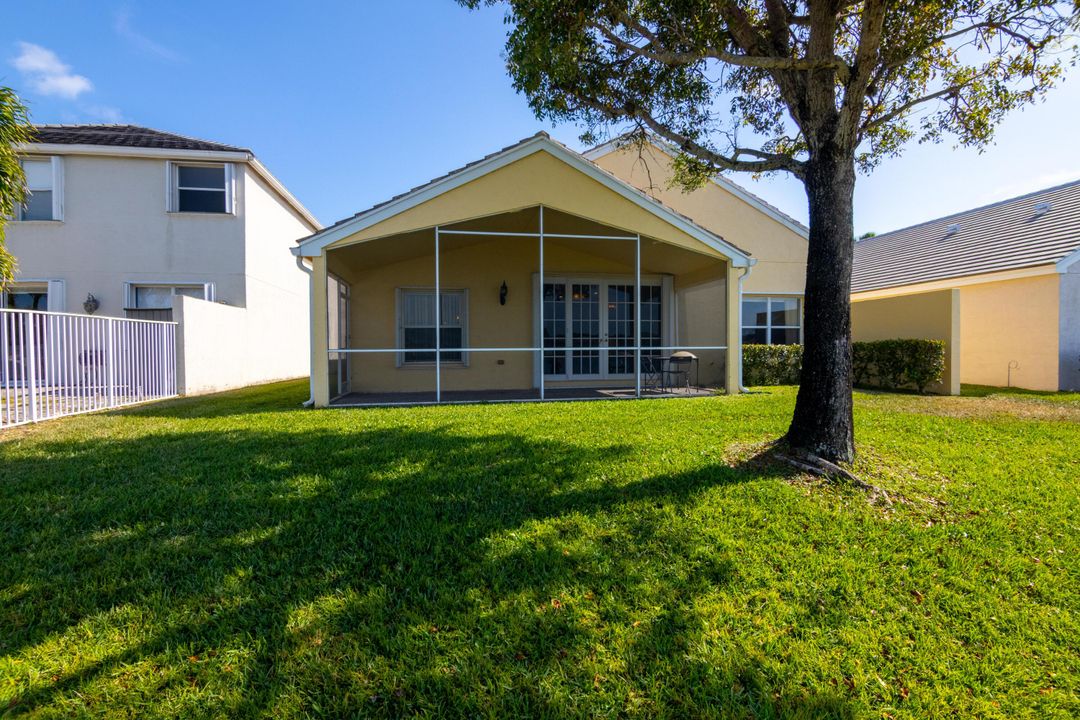 For Sale: $490,000 (3 beds, 2 baths, 1808 Square Feet)