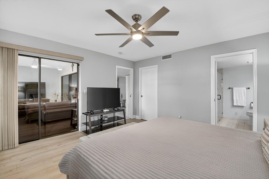 Active With Contract: $297,999 (3 beds, 2 baths, 1498 Square Feet)