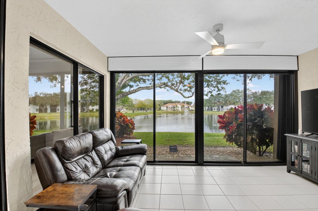 Active With Contract: $297,999 (3 beds, 2 baths, 1498 Square Feet)