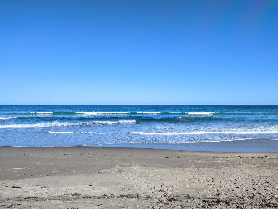 For Sale: $1,349,000 (3 beds, 3 baths, 2263 Square Feet)