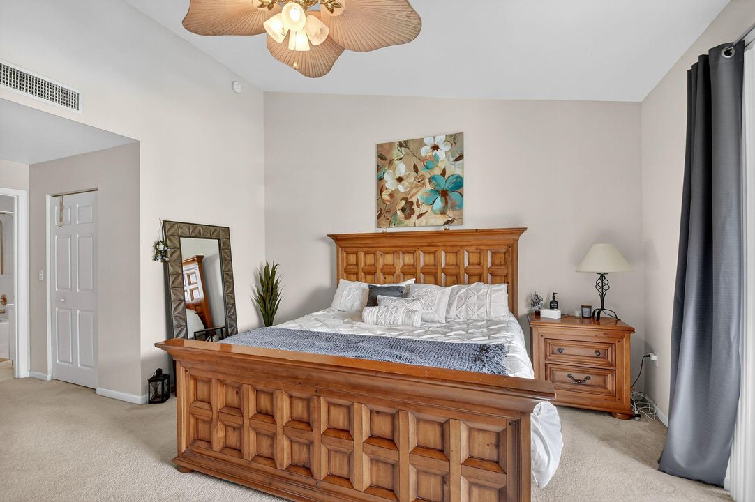 For Sale: $429,000 (2 beds, 2 baths, 1401 Square Feet)