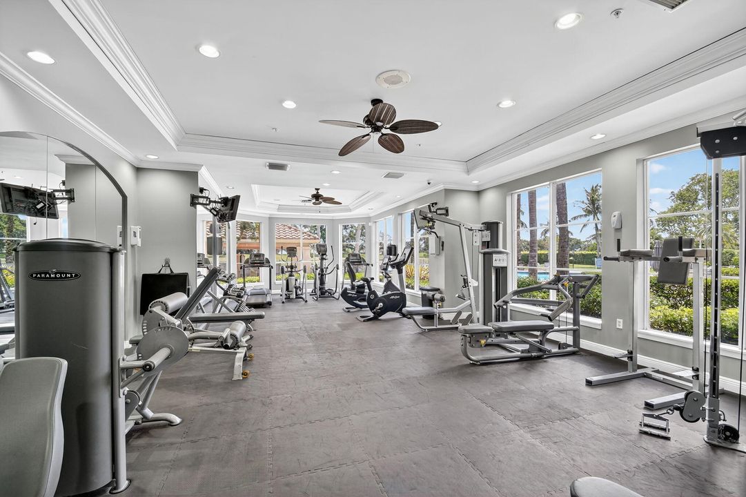 For Sale: $429,000 (2 beds, 2 baths, 1401 Square Feet)