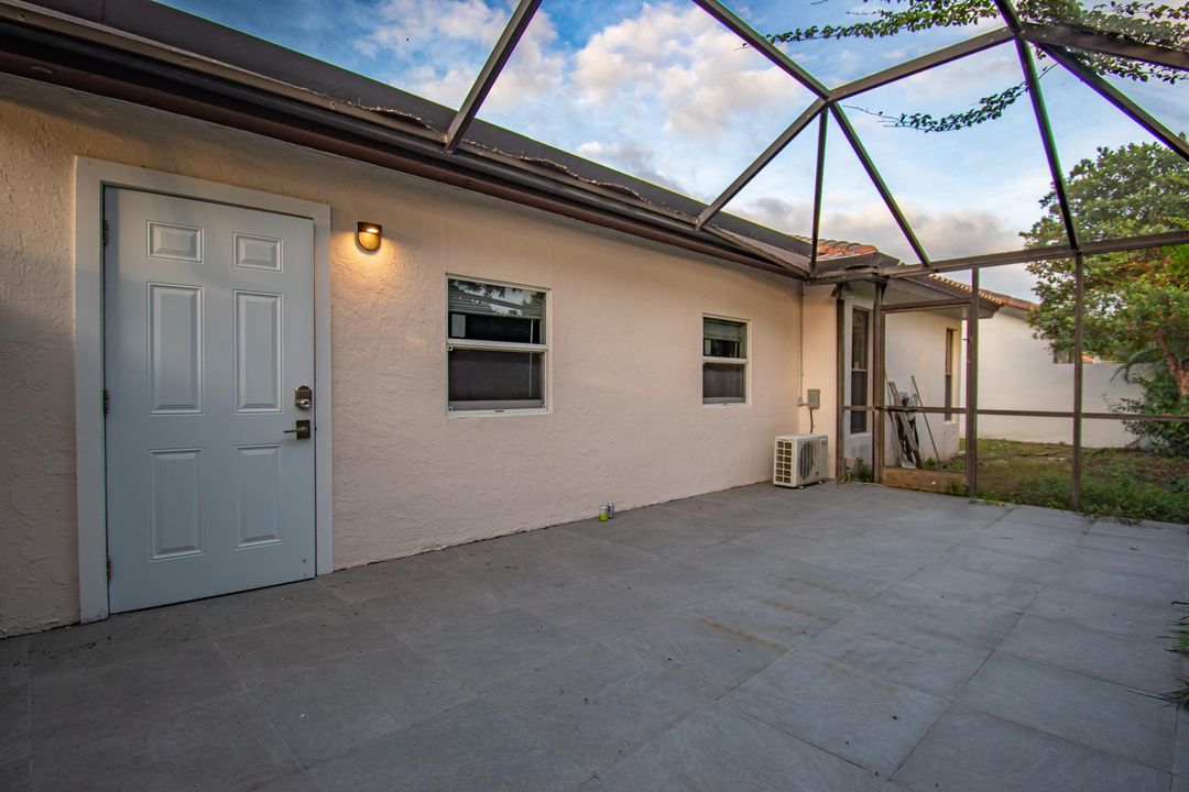 For Sale: $689,000 (3 beds, 2 baths, 1578 Square Feet)