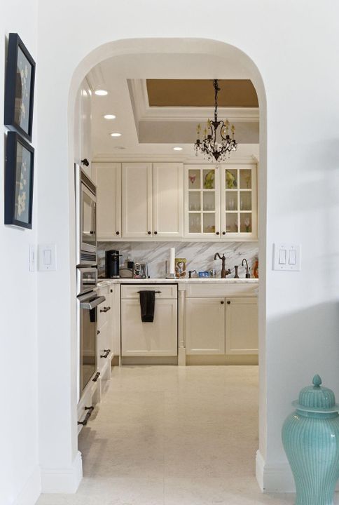 На продажу: $2,875,000 (3 спален, 3 ванн, 2590 Квадратных фут)