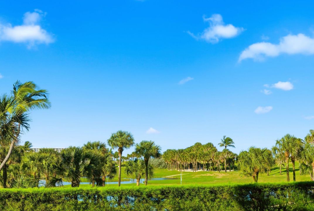 На продажу: $2,875,000 (3 спален, 3 ванн, 2590 Квадратных фут)