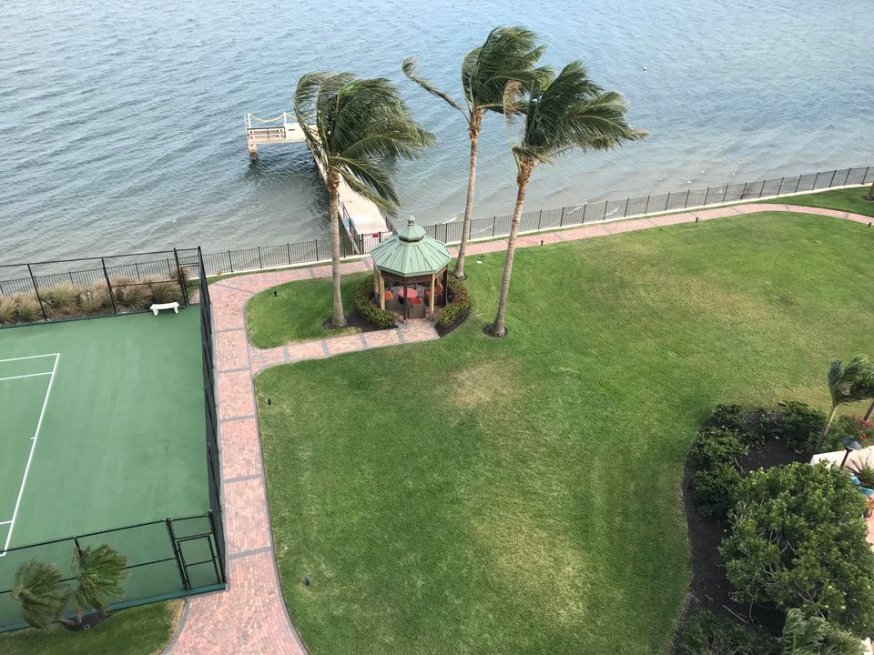 En Venta: $329,999 (2 camas, 2 baños, 1250 Pies cuadrados)