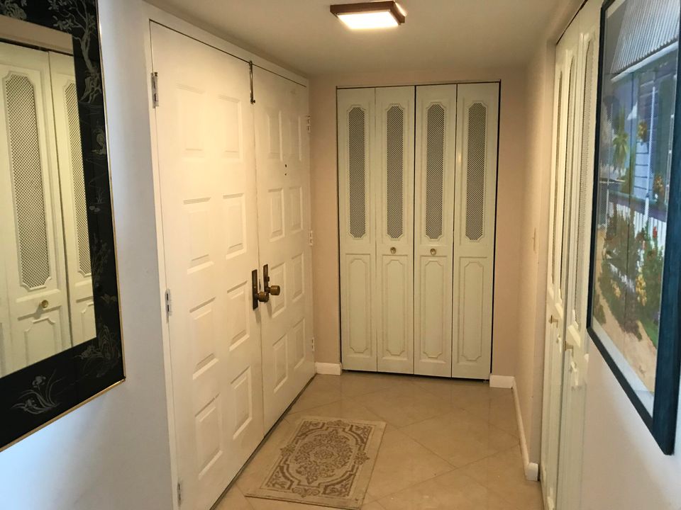 En Venta: $329,999 (2 camas, 2 baños, 1250 Pies cuadrados)