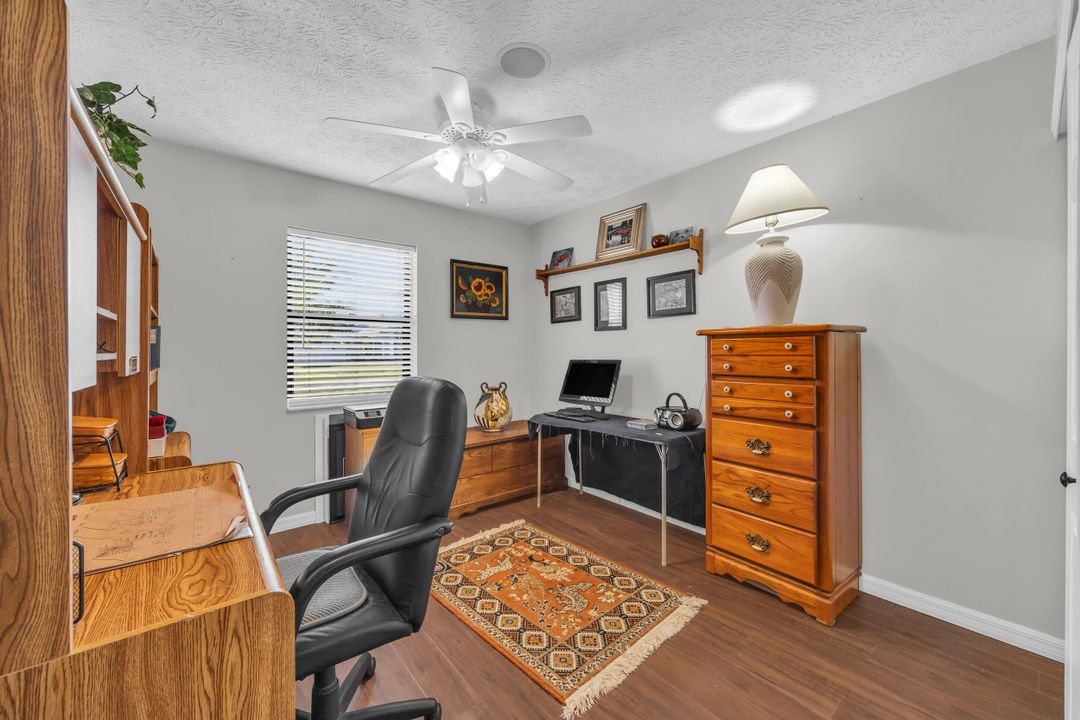 Active With Contract: $279,000 (3 beds, 2 baths, 1242 Square Feet)