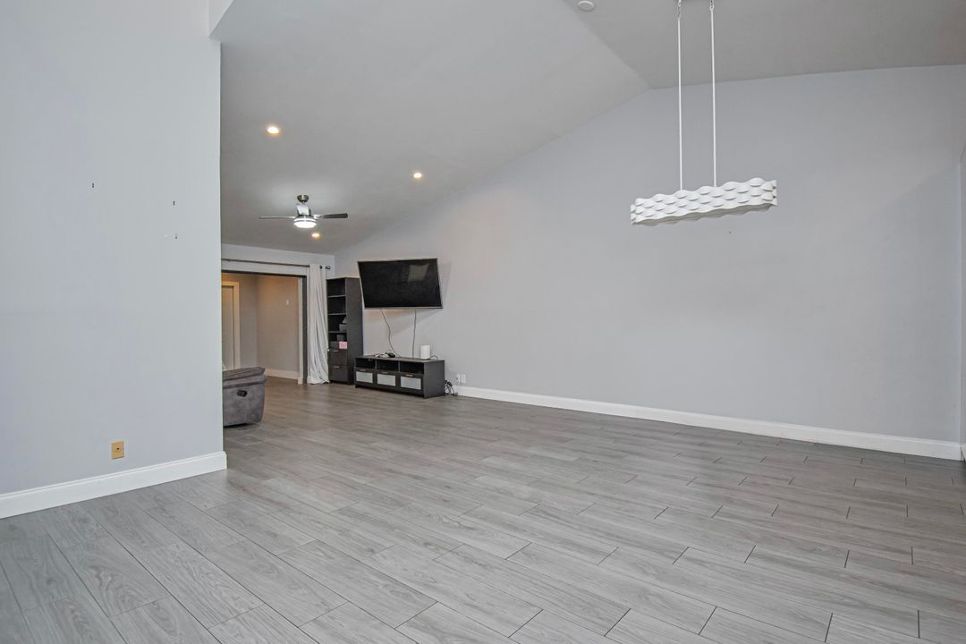 For Sale: $689,000 (3 beds, 2 baths, 1578 Square Feet)