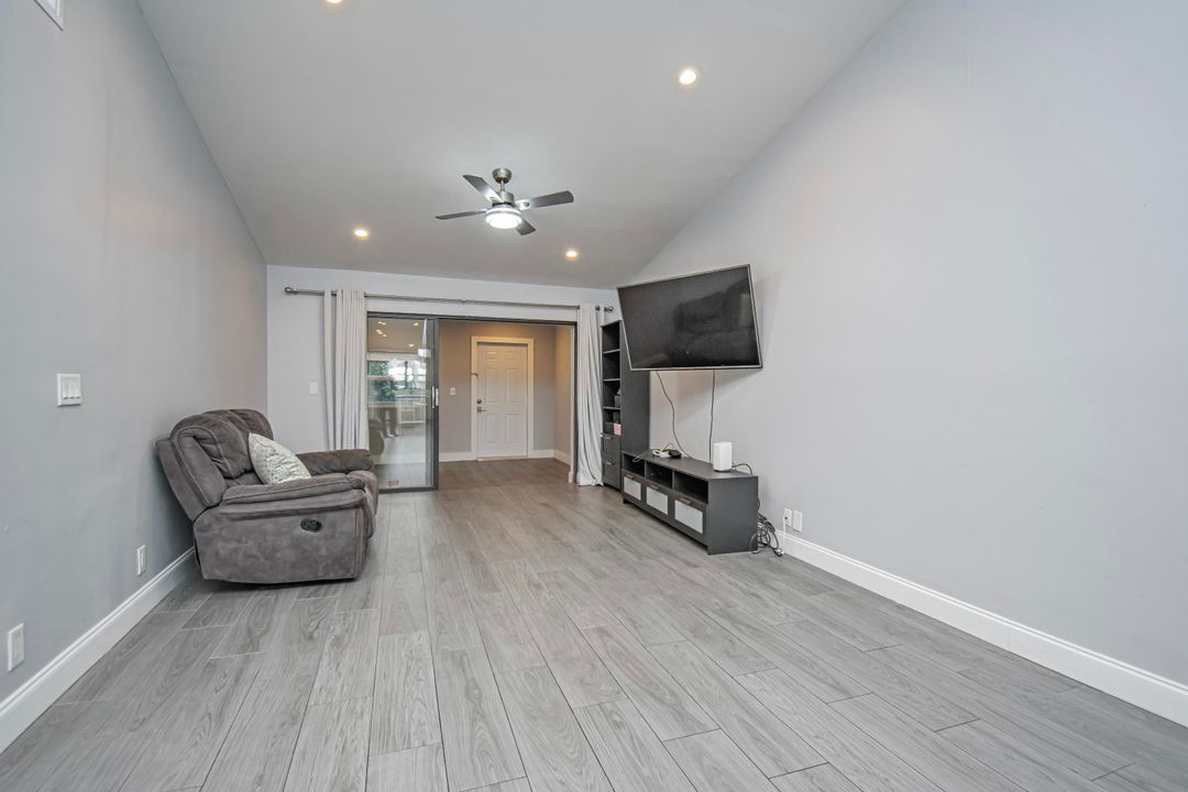 For Sale: $689,000 (3 beds, 2 baths, 1578 Square Feet)