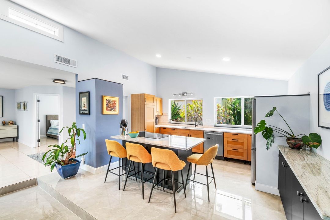 待售: $450,000 (3 贝兹, 2 浴室, 1652 平方英尺)