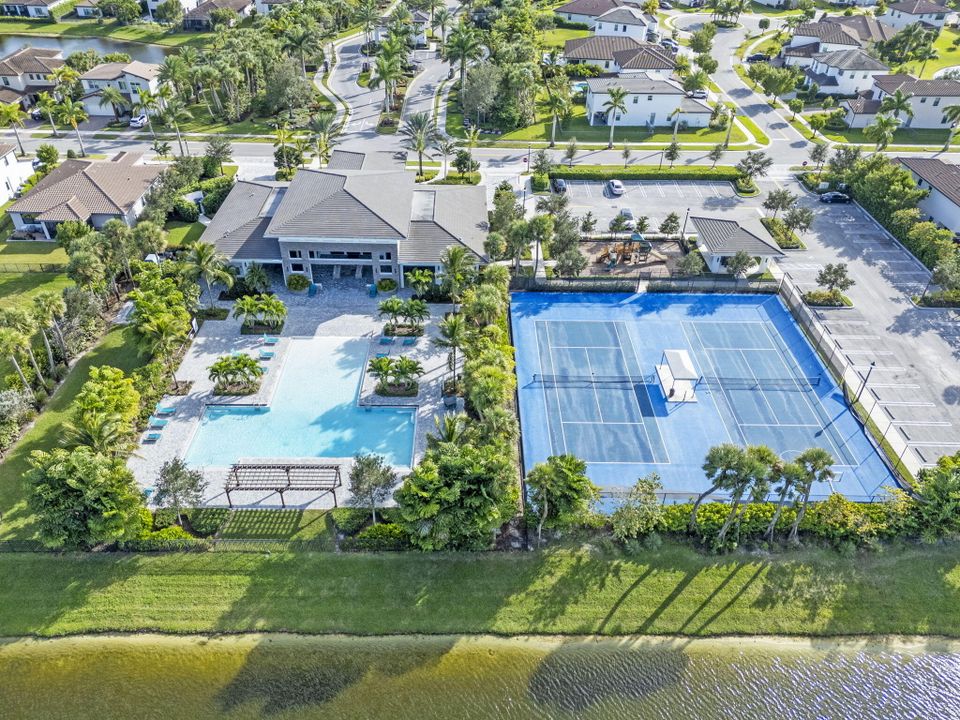 待售: $599,000 (3 贝兹, 2 浴室, 1772 平方英尺)