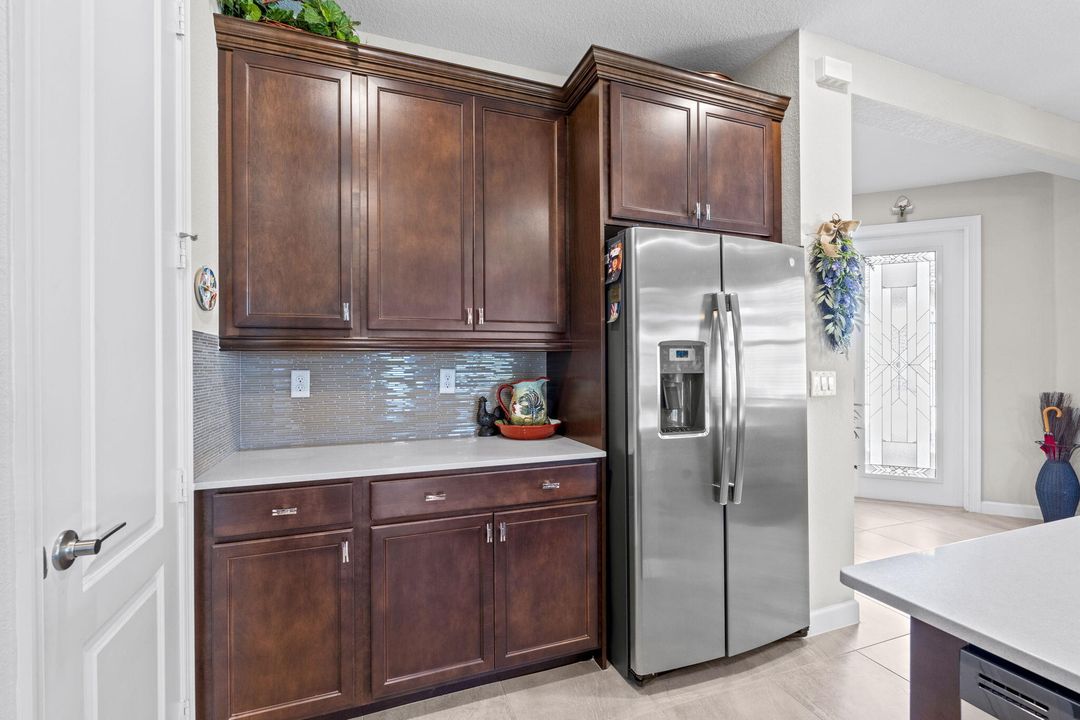 待售: $599,000 (3 贝兹, 2 浴室, 1772 平方英尺)