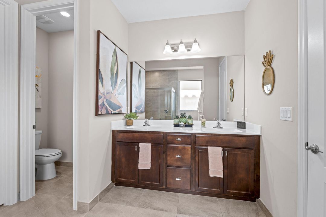 待售: $599,000 (3 贝兹, 2 浴室, 1772 平方英尺)