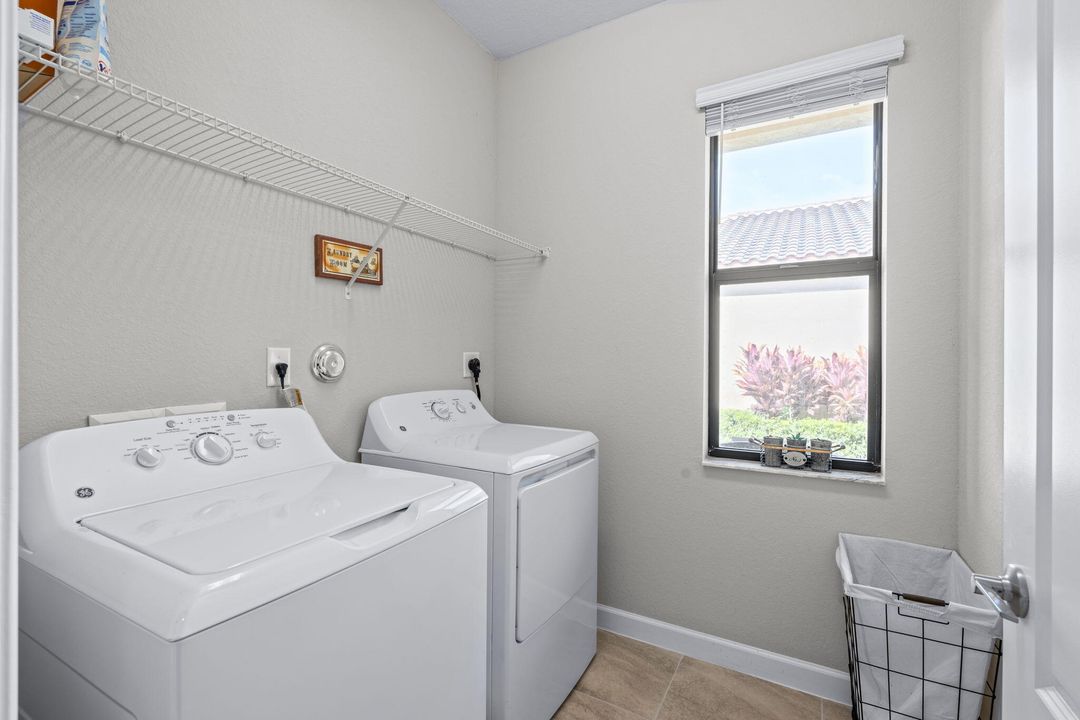 待售: $599,000 (3 贝兹, 2 浴室, 1772 平方英尺)