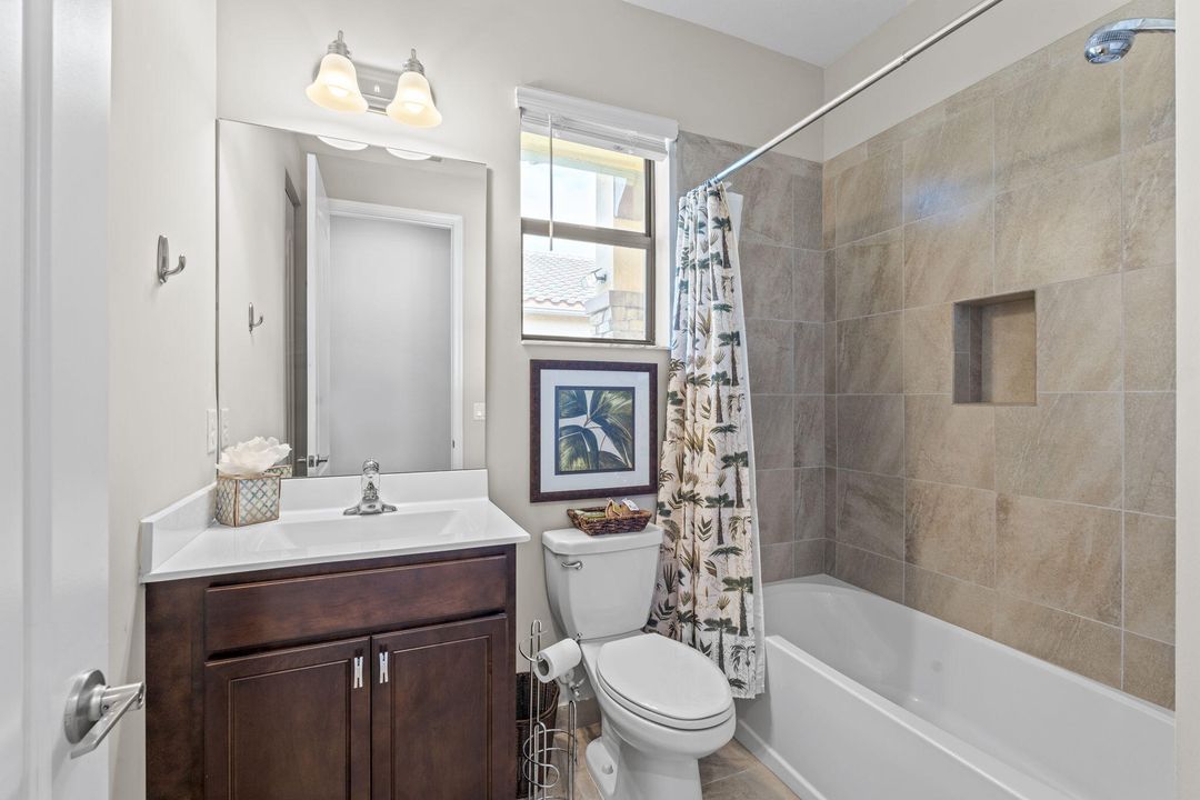 待售: $599,000 (3 贝兹, 2 浴室, 1772 平方英尺)