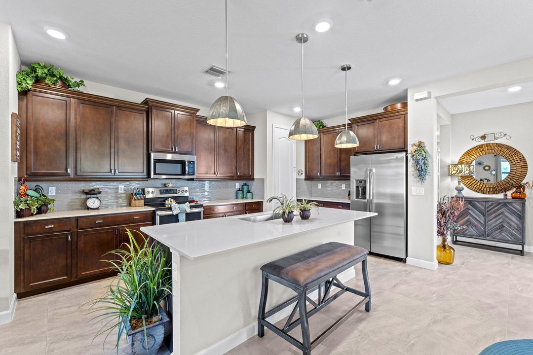 待售: $599,000 (3 贝兹, 2 浴室, 1772 平方英尺)