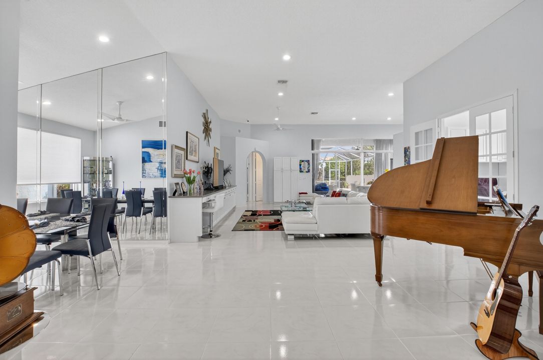 For Sale: $1,200,000 (4 beds, 3 baths, 2505 Square Feet)