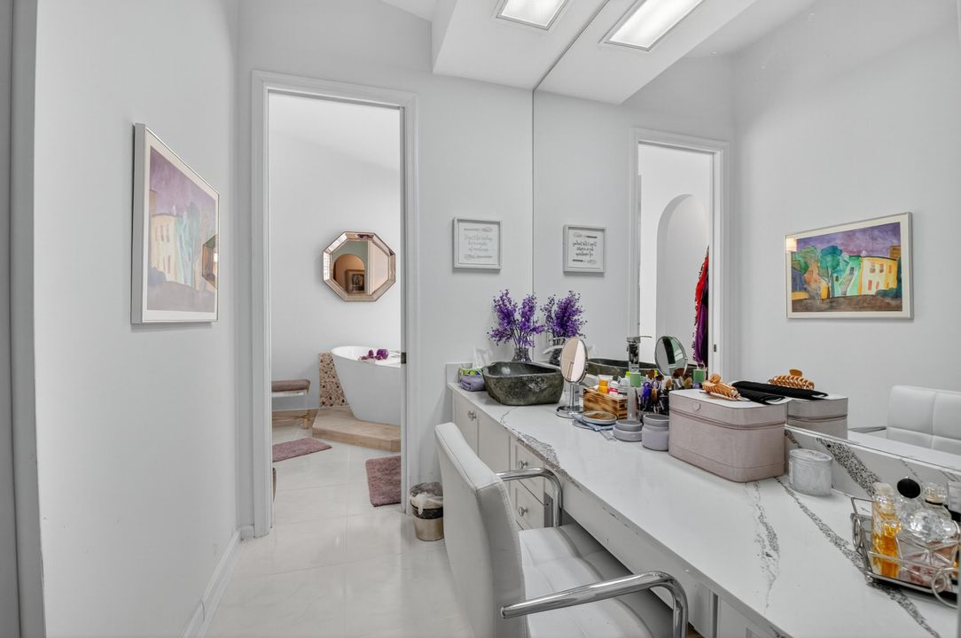 For Sale: $1,200,000 (4 beds, 3 baths, 2505 Square Feet)