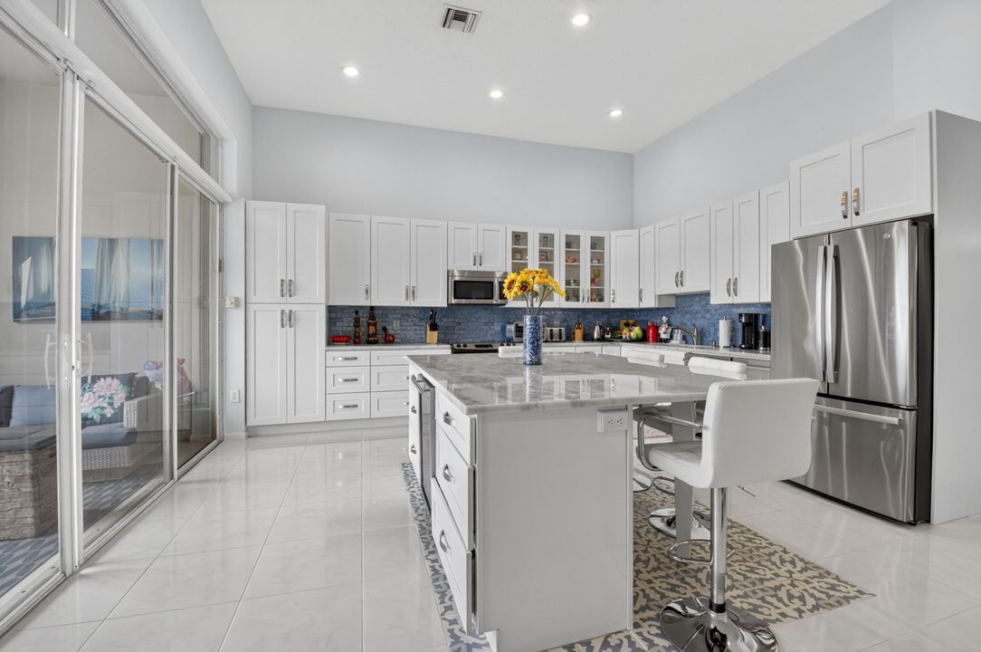 For Sale: $1,200,000 (4 beds, 3 baths, 2505 Square Feet)