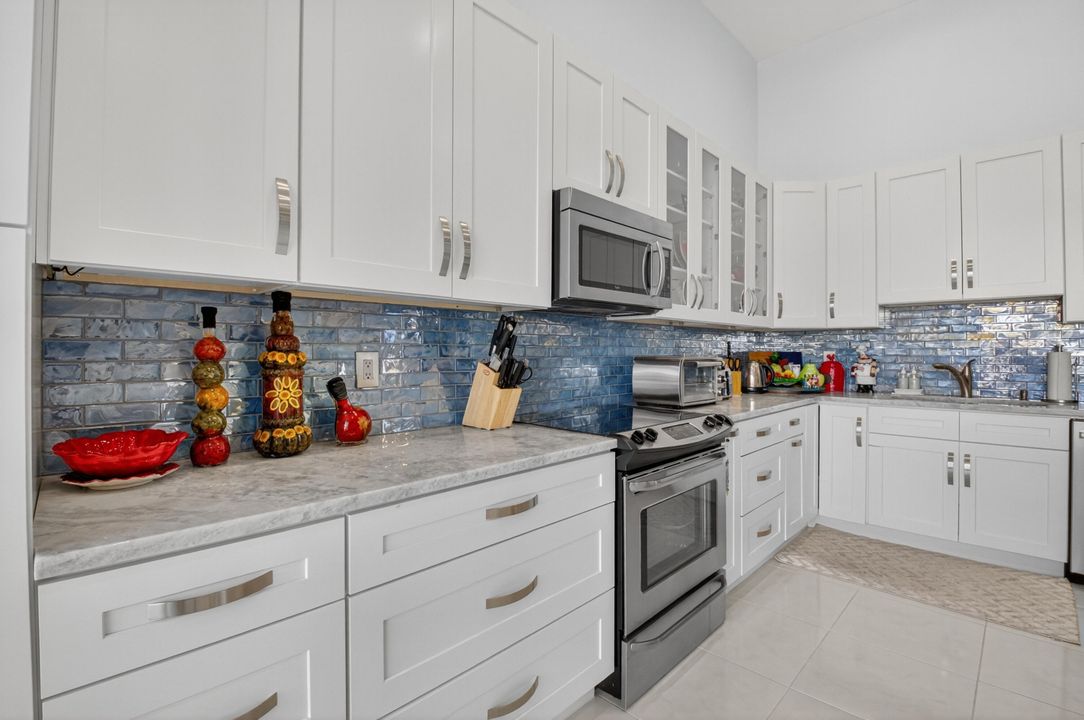 For Sale: $1,200,000 (4 beds, 3 baths, 2505 Square Feet)