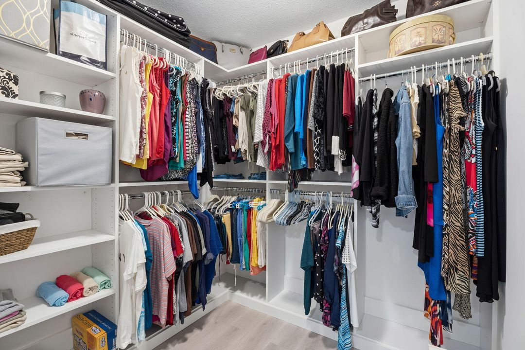 待售: $449,000 (3 贝兹, 2 浴室, 1526 平方英尺)