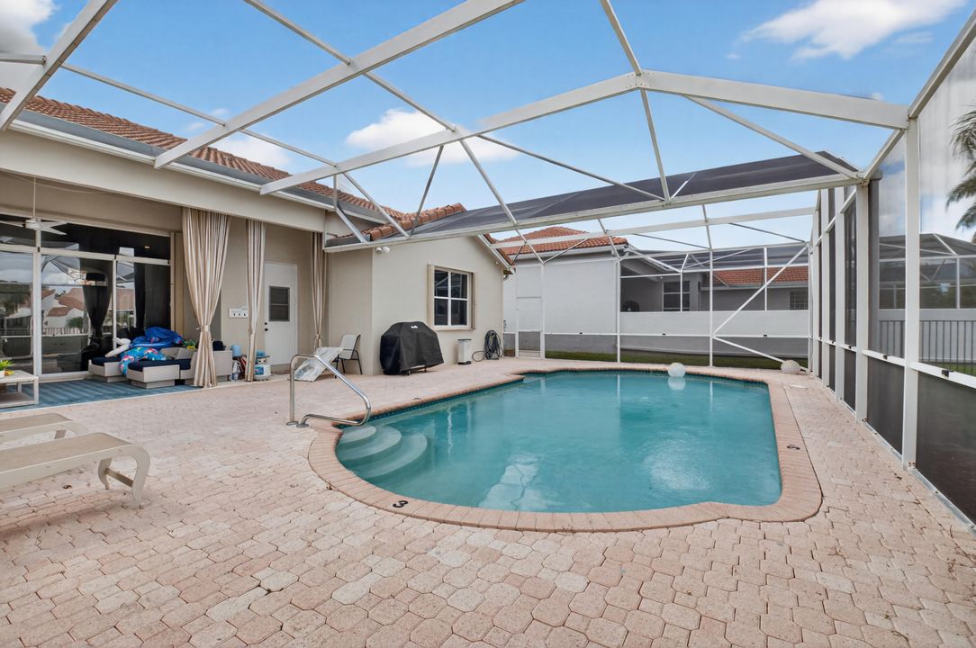 For Sale: $1,200,000 (4 beds, 3 baths, 2505 Square Feet)