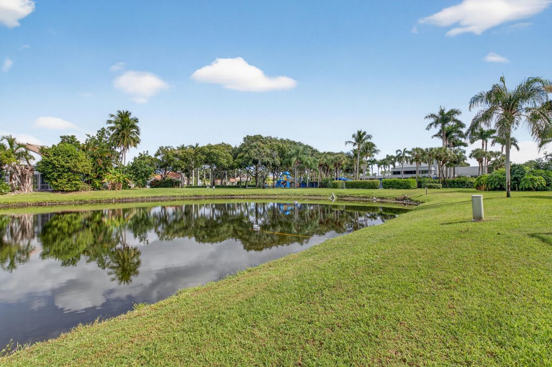 For Sale: $1,200,000 (4 beds, 3 baths, 2505 Square Feet)