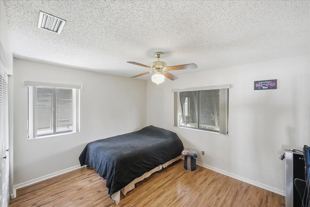 Active With Contract: $695,494 (3 beds, 2 baths, 1960 Square Feet)