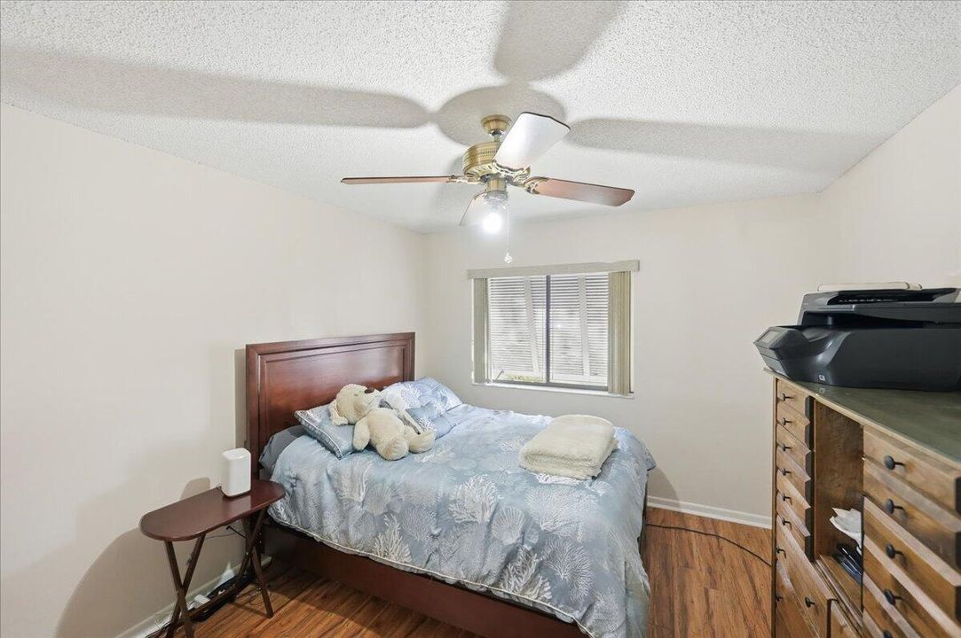 Active With Contract: $695,494 (3 beds, 2 baths, 1960 Square Feet)