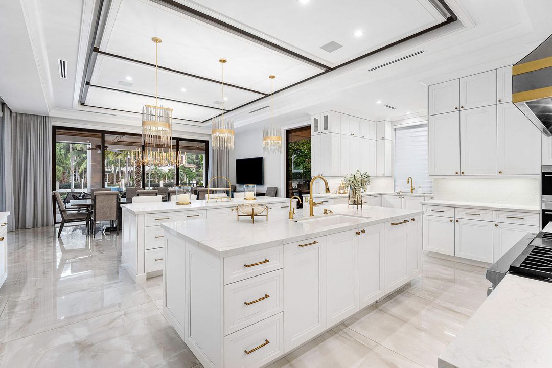 For Sale: $18,500,000 (5 beds, 6 baths, 8019 Square Feet)