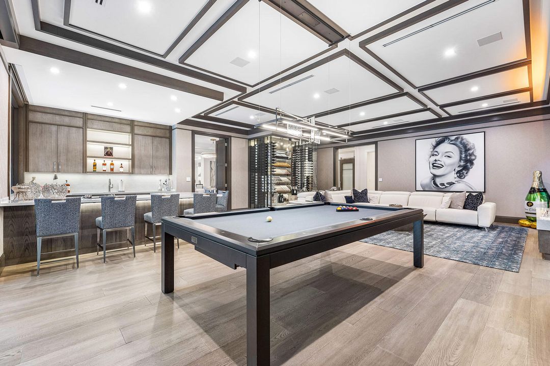 For Sale: $18,500,000 (5 beds, 6 baths, 8019 Square Feet)