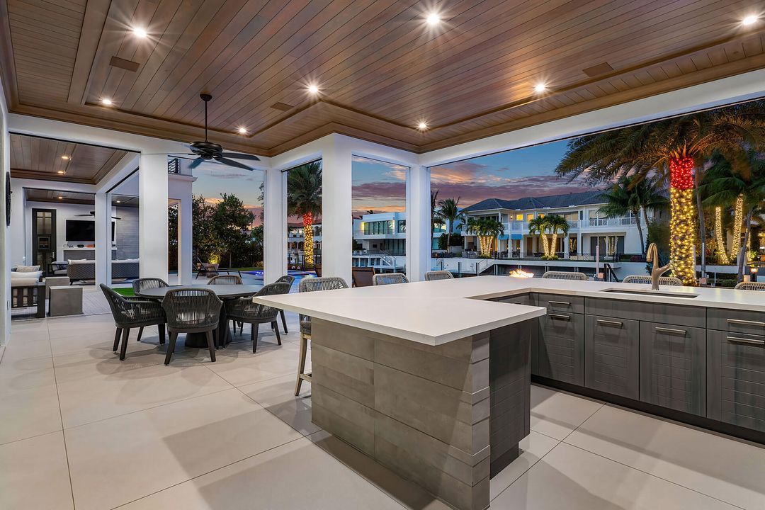 For Sale: $18,500,000 (5 beds, 6 baths, 8019 Square Feet)