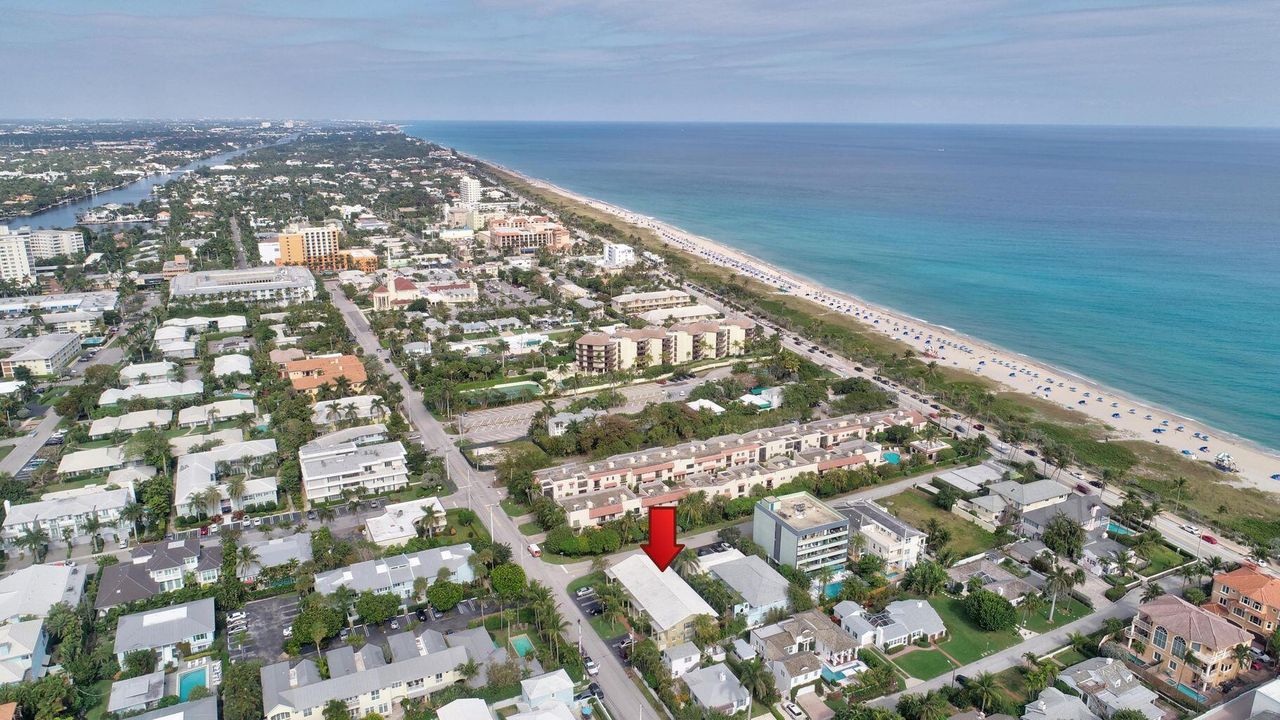 For Rent: $10,000 (2 beds, 2 baths, 1141 Square Feet)