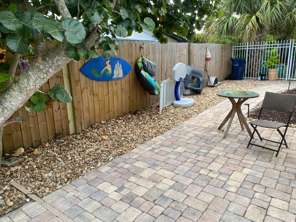 待售: $699,000 (3 贝兹, 2 浴室, 2035 平方英尺)