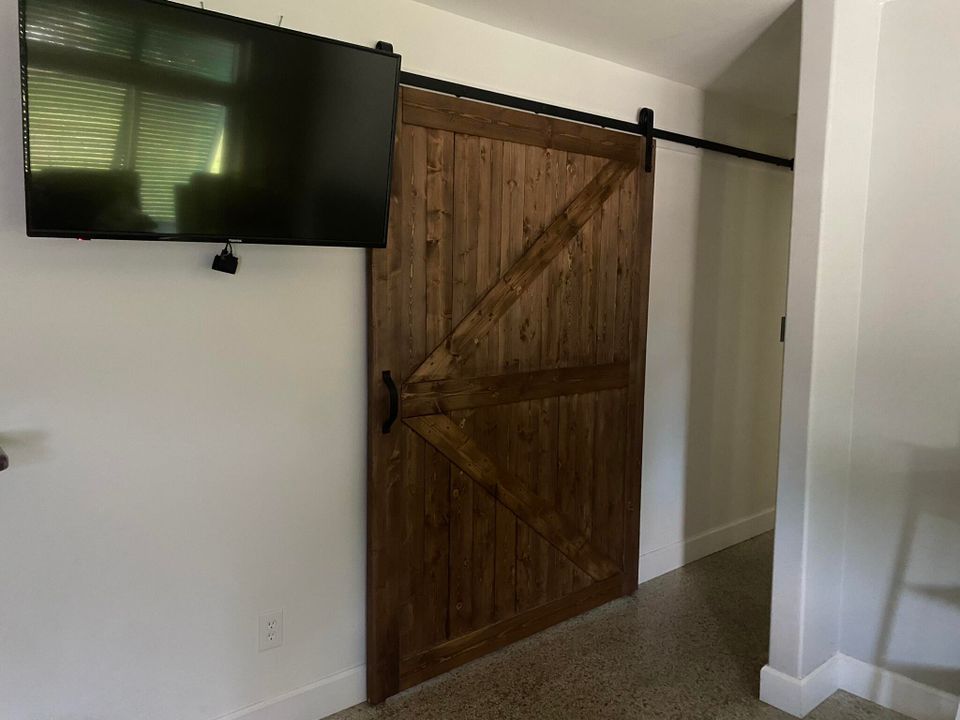 待售: $699,000 (3 贝兹, 2 浴室, 2035 平方英尺)