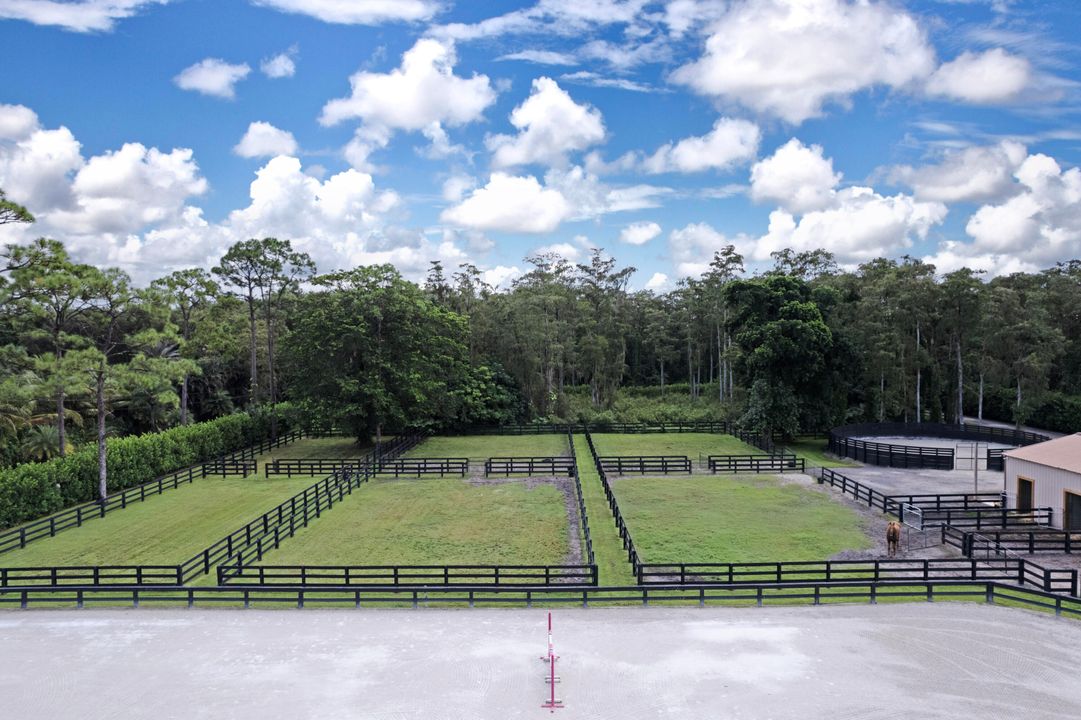 For Rent: $16,850 (2 beds, 2 baths, 3500 Square Feet)