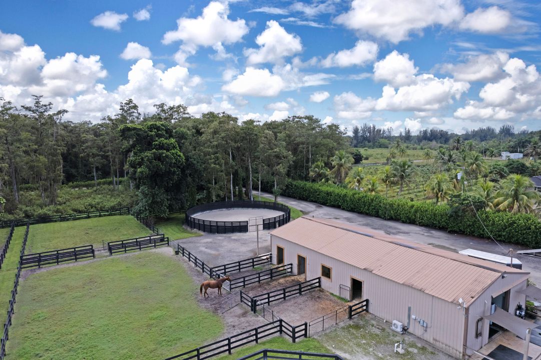 For Rent: $16,850 (2 beds, 2 baths, 3500 Square Feet)