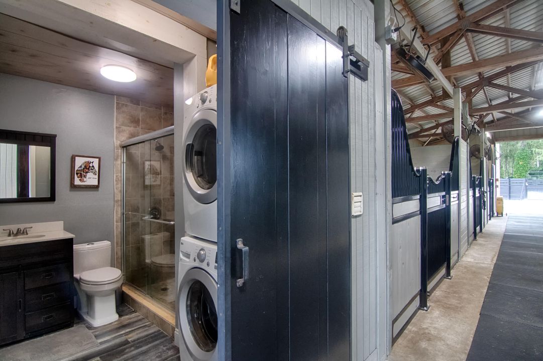 For Rent: $16,850 (2 beds, 2 baths, 3500 Square Feet)