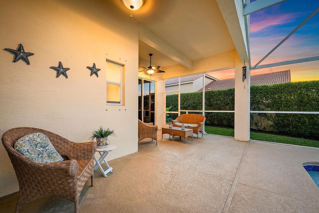 На продажу: $729,000 (5 спален, 4 ванн, 3380 Квадратных фут)