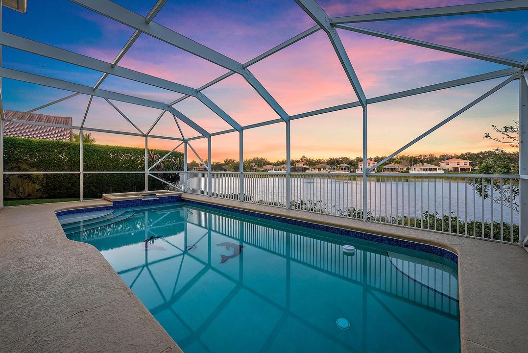 На продажу: $729,000 (5 спален, 4 ванн, 3380 Квадратных фут)