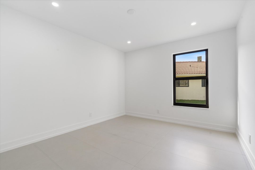 For Sale: $1,595,000 (4 beds, 3 baths, 2259 Square Feet)