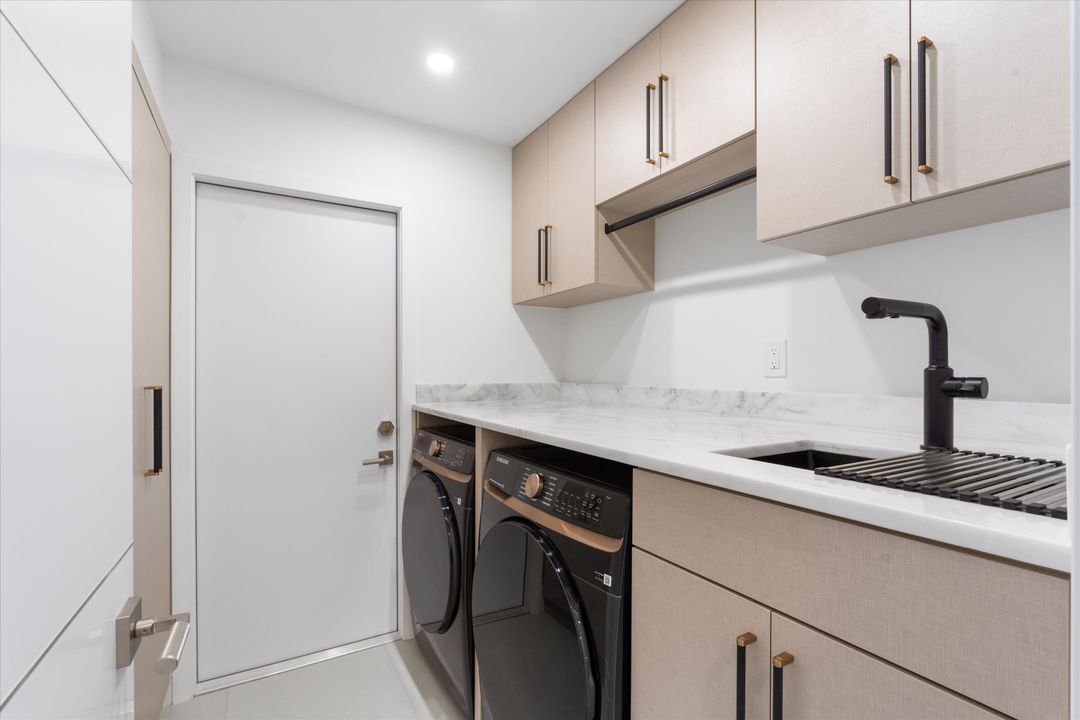 For Sale: $1,595,000 (4 beds, 3 baths, 2259 Square Feet)