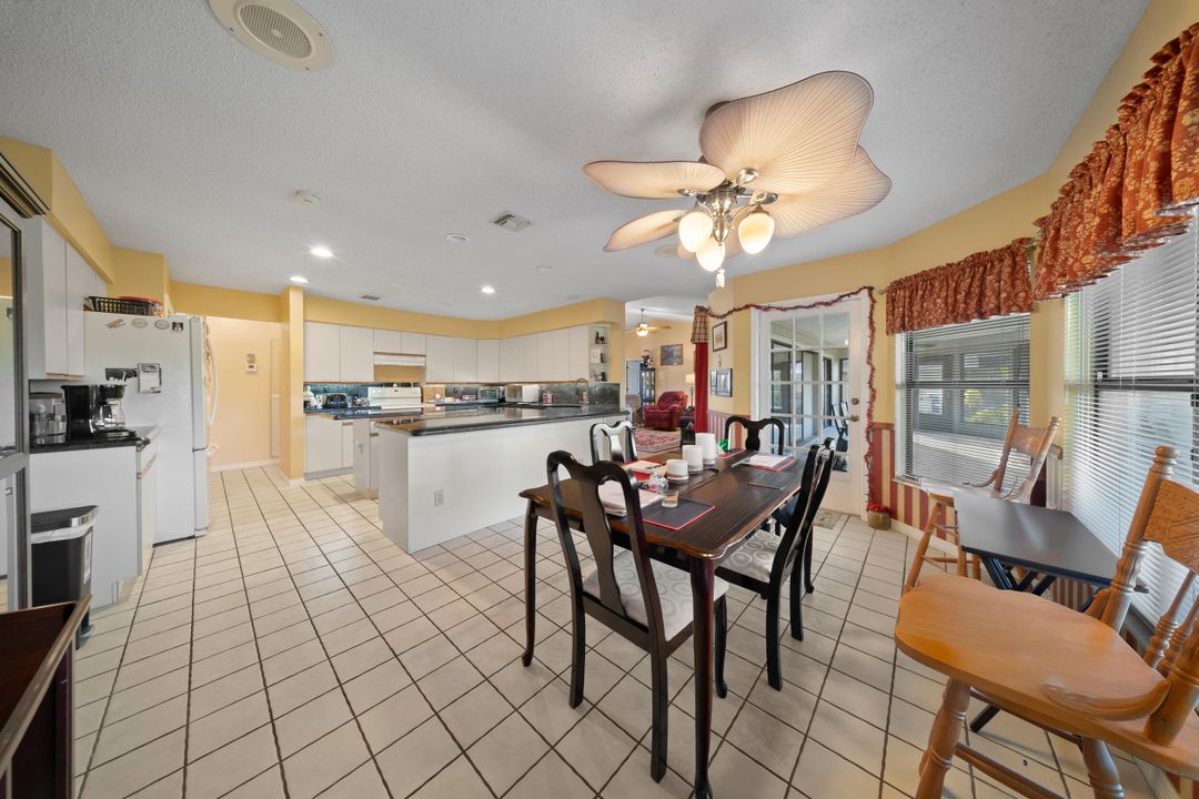 For Sale: $465,000 (3 beds, 2 baths, 2191 Square Feet)